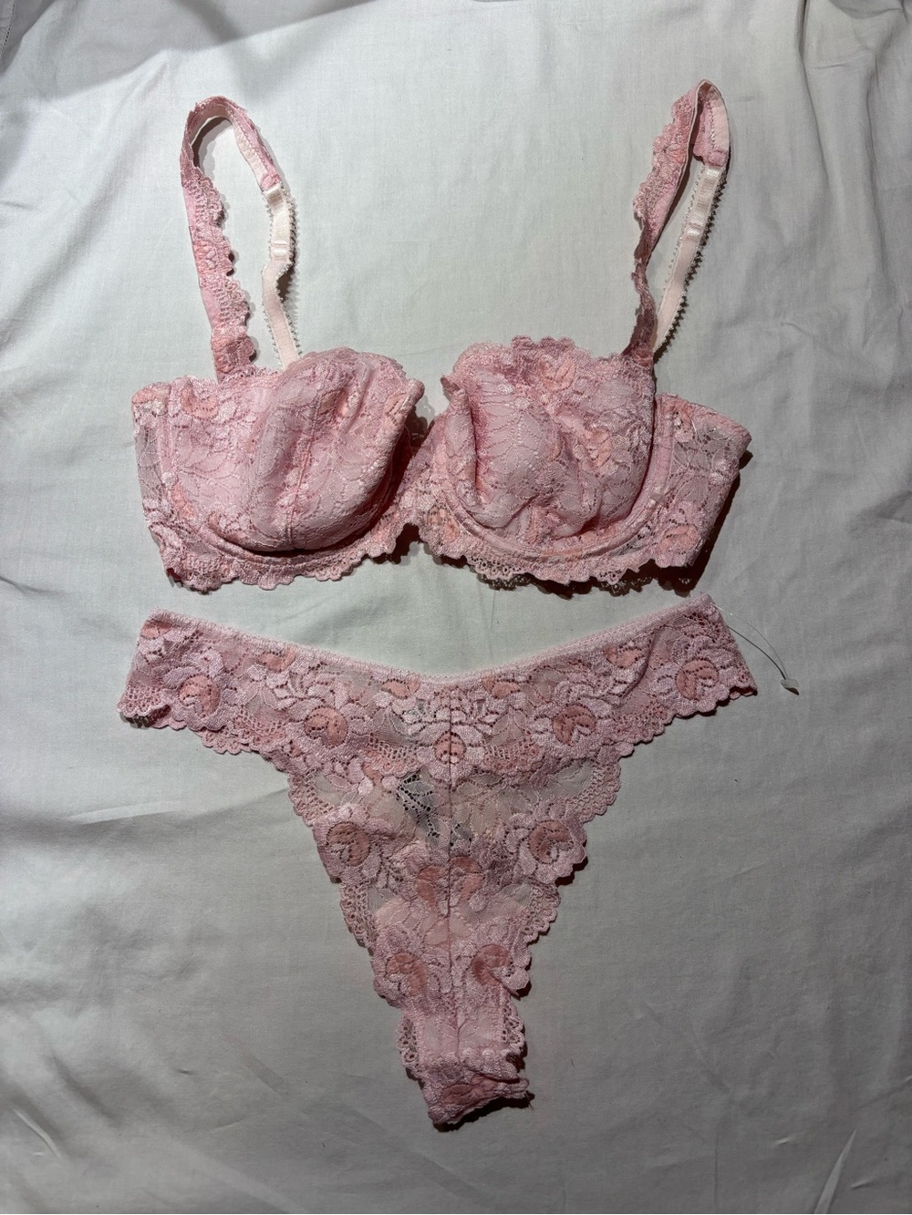 Vintage Malizia La Perla Pink Floral Lace Bra & Thong Set